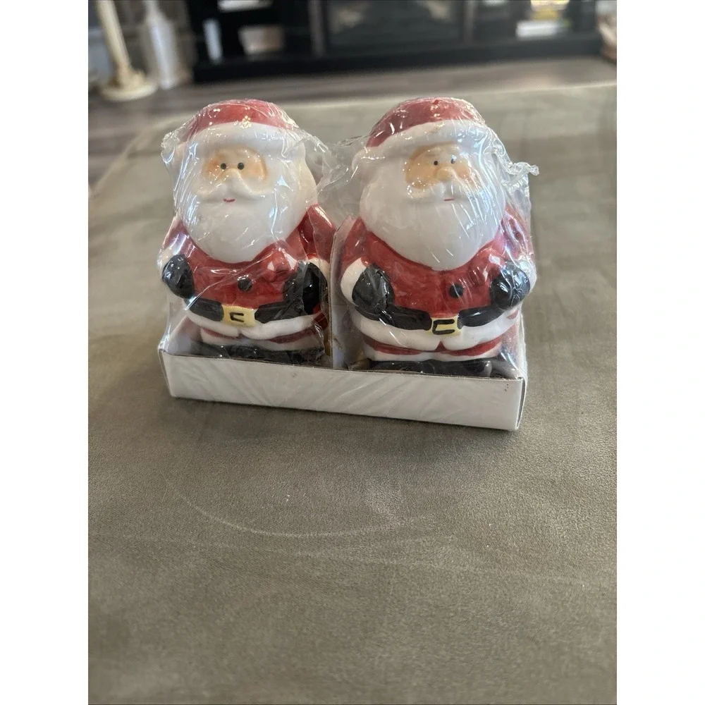 Santa Claus Salt & Pepper Shakers Christmas Ceramic Candy Cane In Hand 3.75